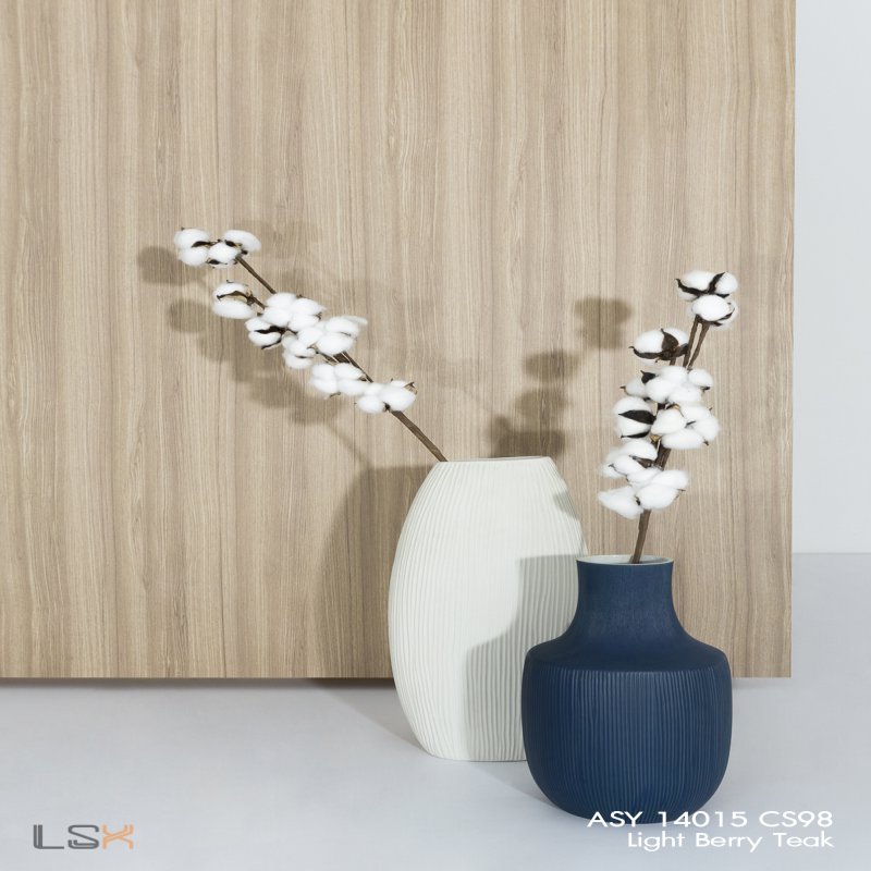 แผ่นลามิเนต สี Light Berry Teak ผิวไม้
