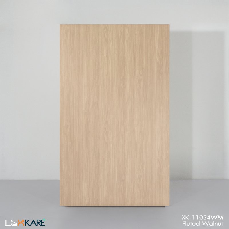 แผ่นลามิเนต สี Fluted Walnut
