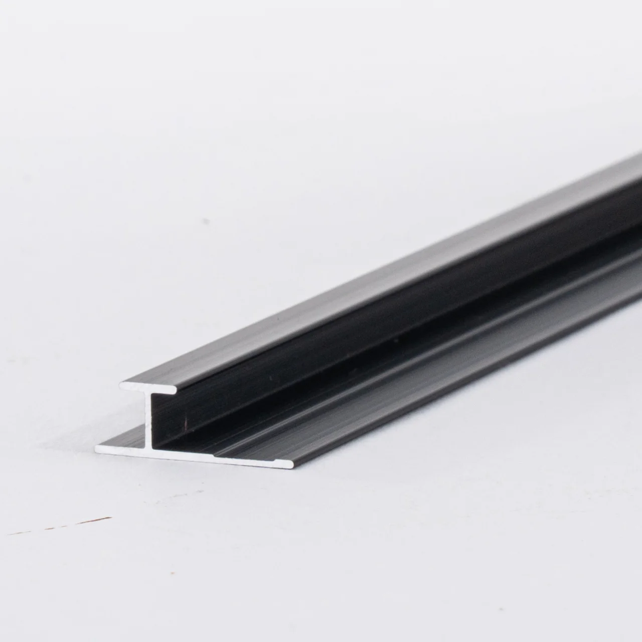 เหล็กต่อระบบควบคุม (I-Shape) สี Black