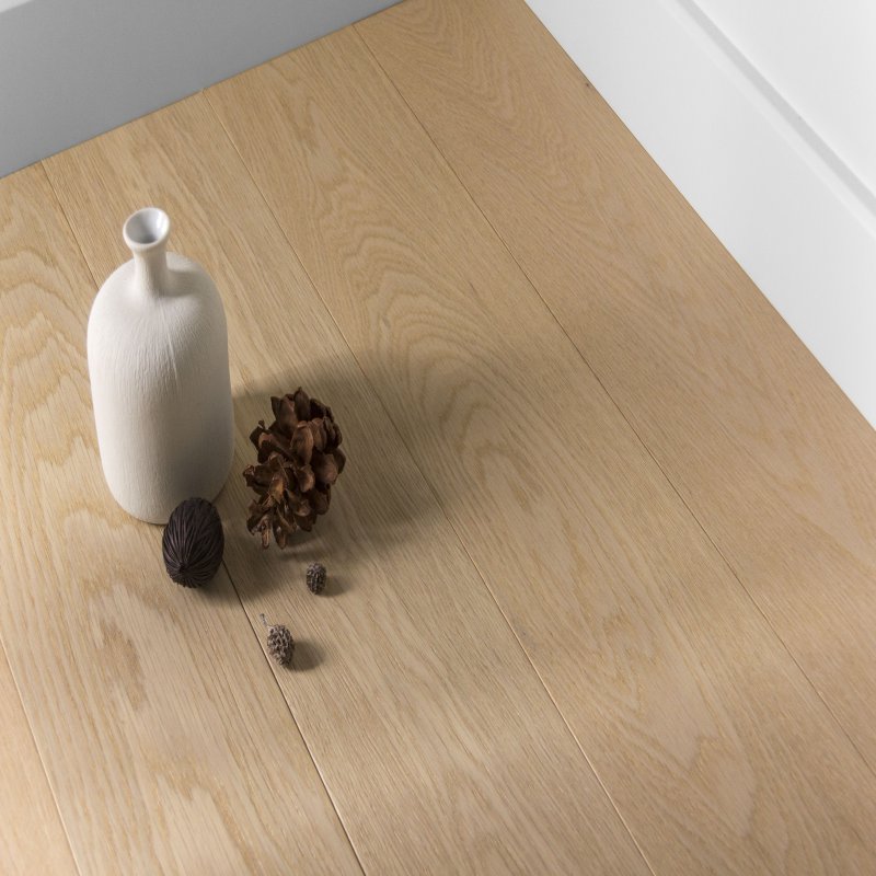 Engineered Wood Flooring  (Multi Layers) :  Vintage Snow Brush