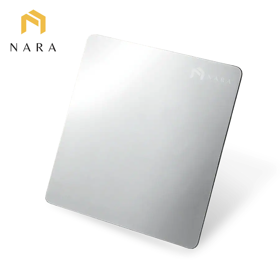 แผ่นสแตนเลสสีเงิน ผิวเงา (Super Mirror)