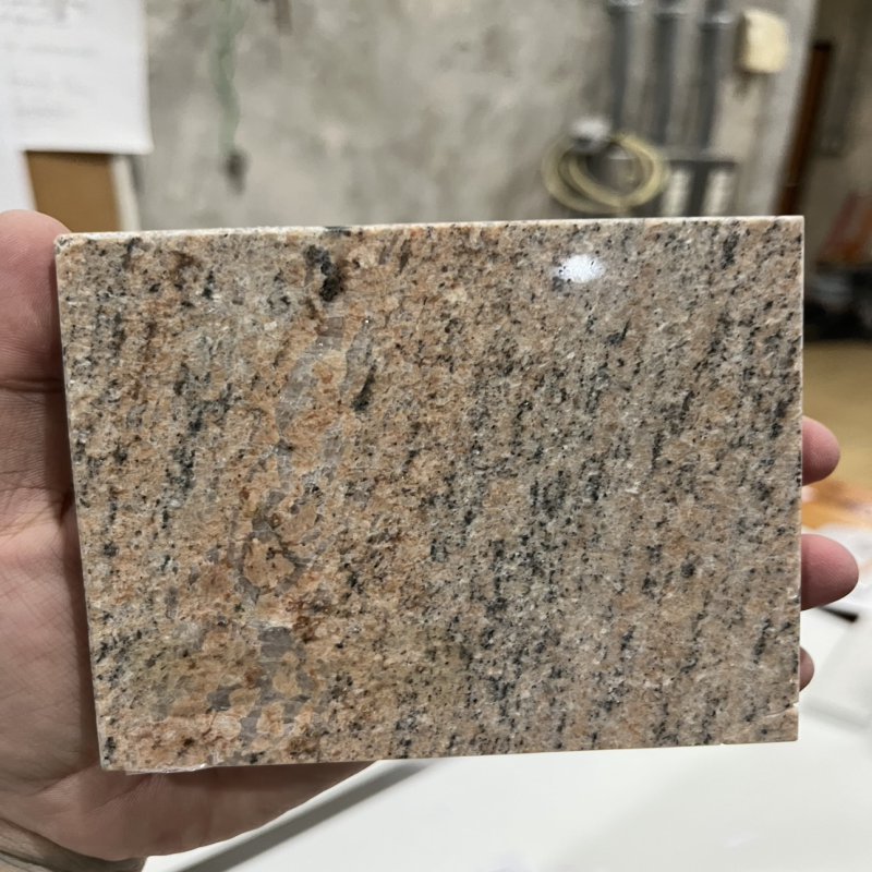 หินแกรนิตลอซิล