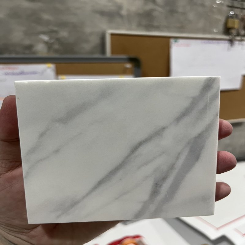 หินสังเคราะห์ไวท์วีนัส